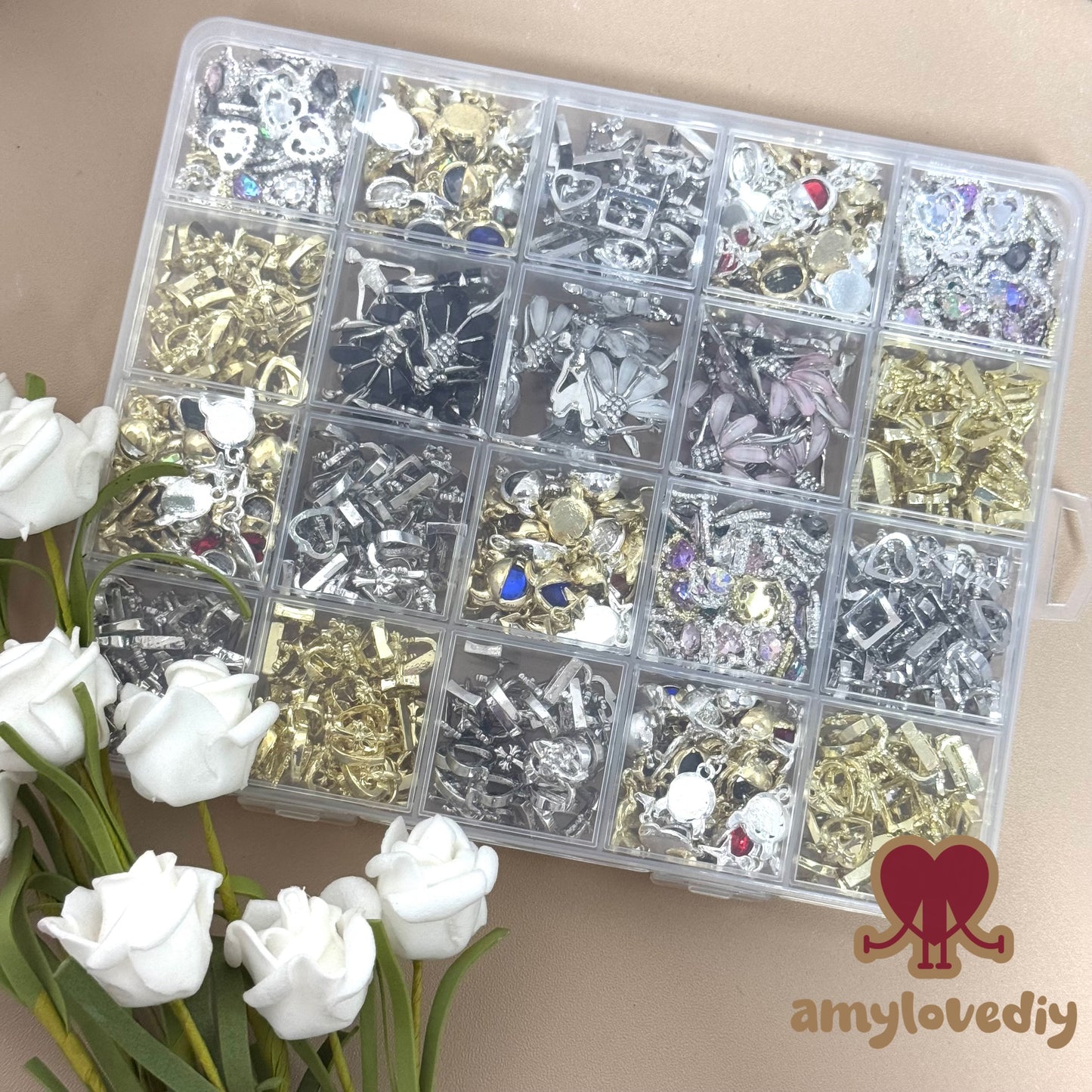 Metallic nail charm(Sold as a box)